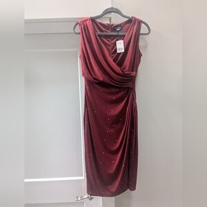 Le Chateau Dress Sz SM NWT